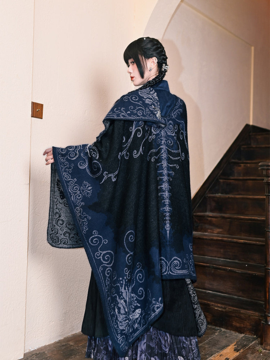 Chinese-Inspired Phoenix Jacquard Cape Shawl