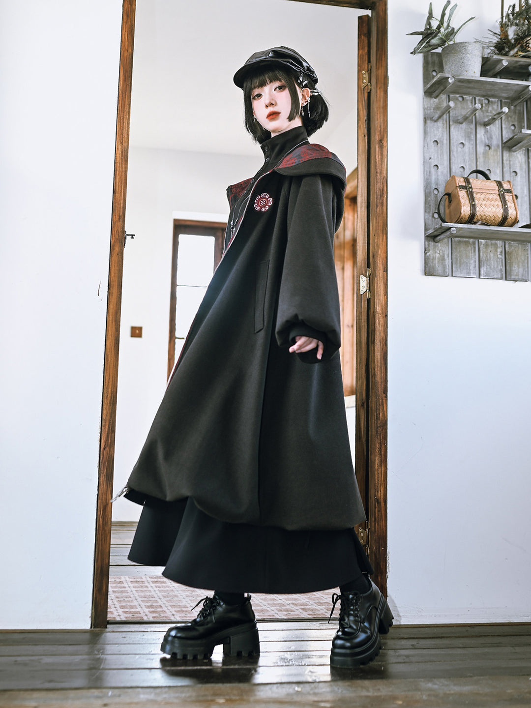 Floral Embroidered Hooded Cocoon Coat