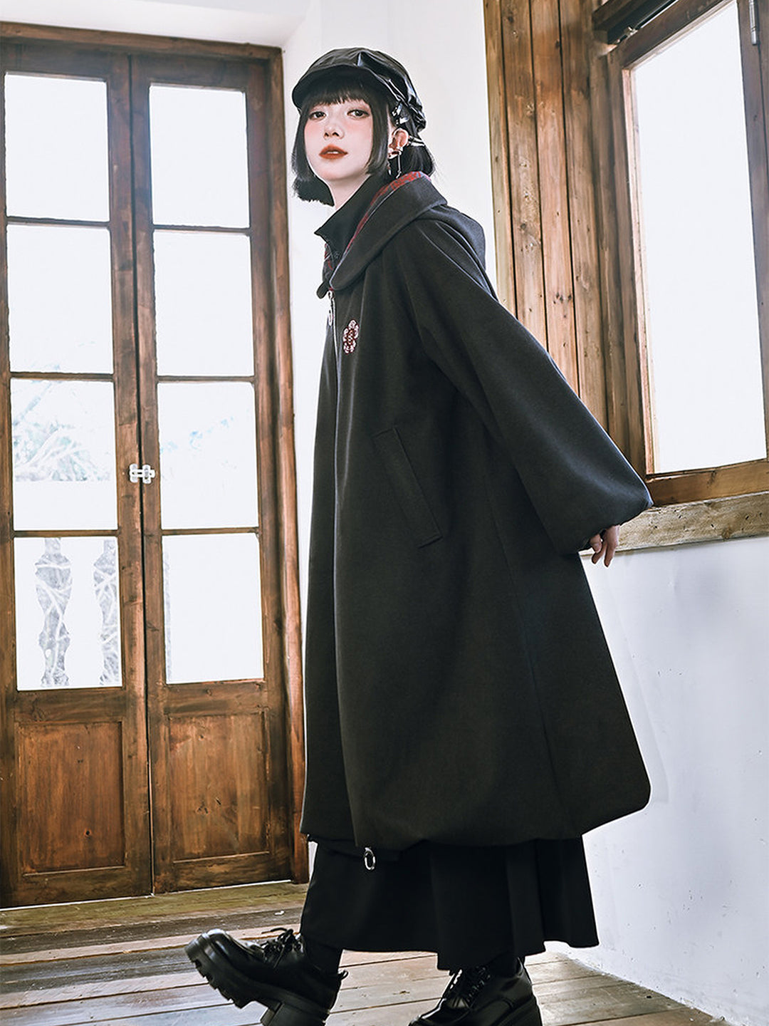 Floral Embroidered Hooded Cocoon Coat