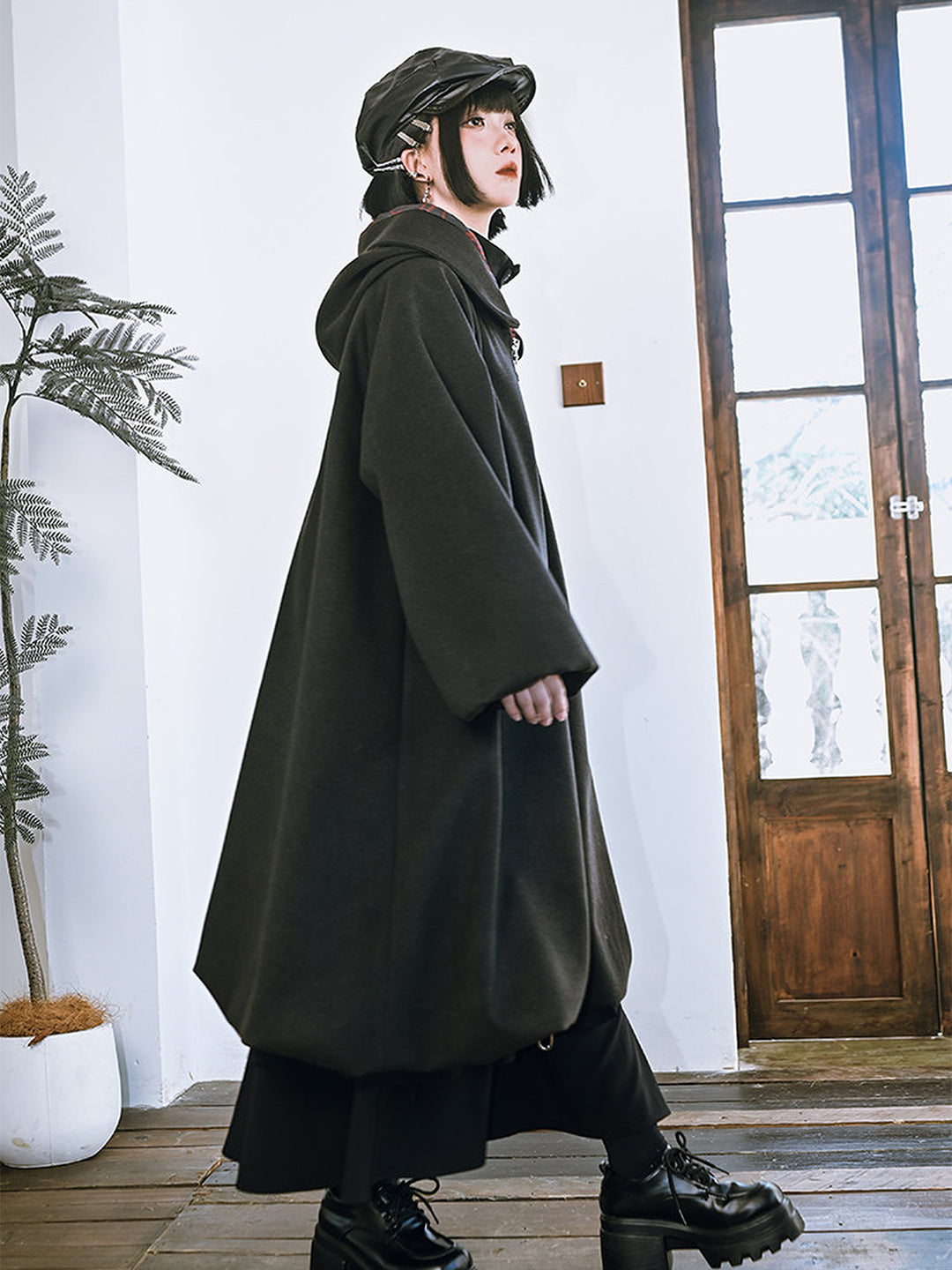 Floral Embroidered Hooded Cocoon Coat