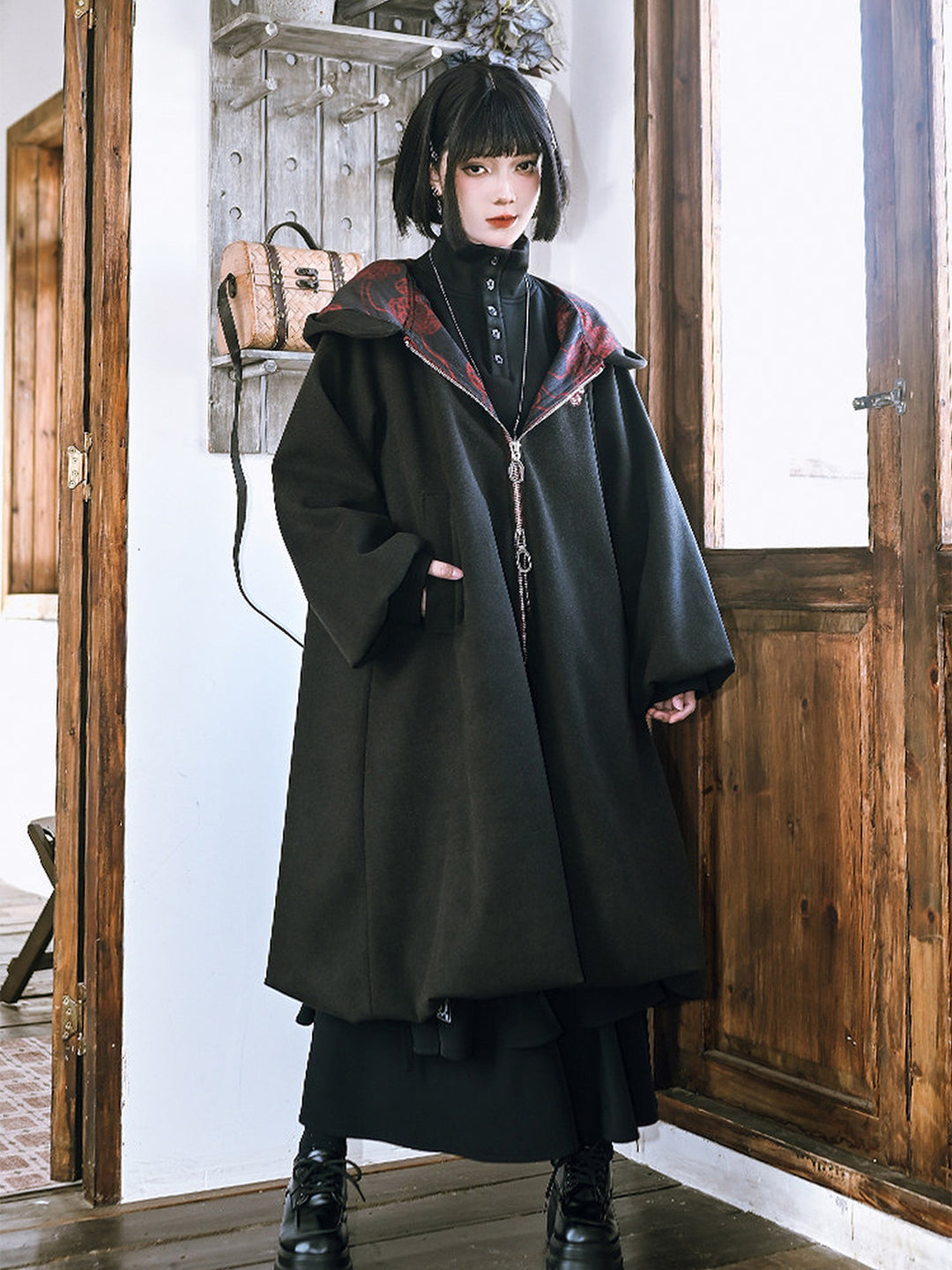 Floral Embroidered Hooded Cocoon Coat