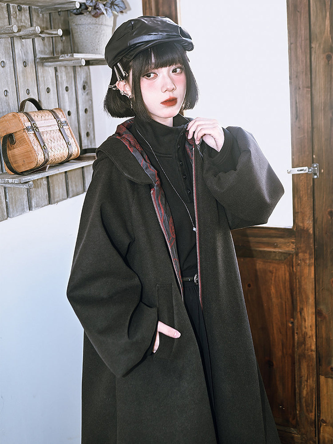 Floral Embroidered Hooded Cocoon Coat