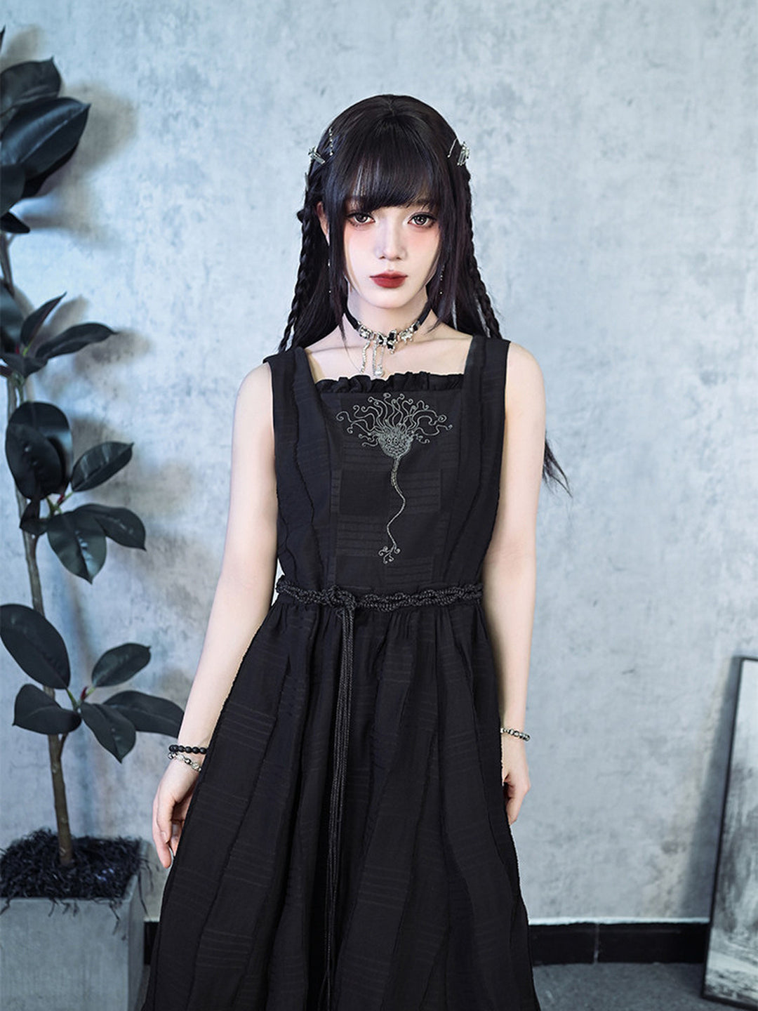 Sea Lily Embroidered Bubble Hem Maxi Dress