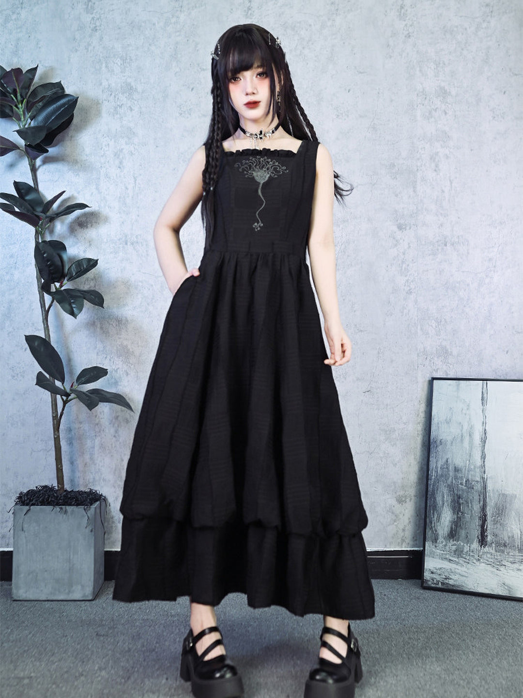Sea Lily Embroidered Bubble Hem Maxi Dress