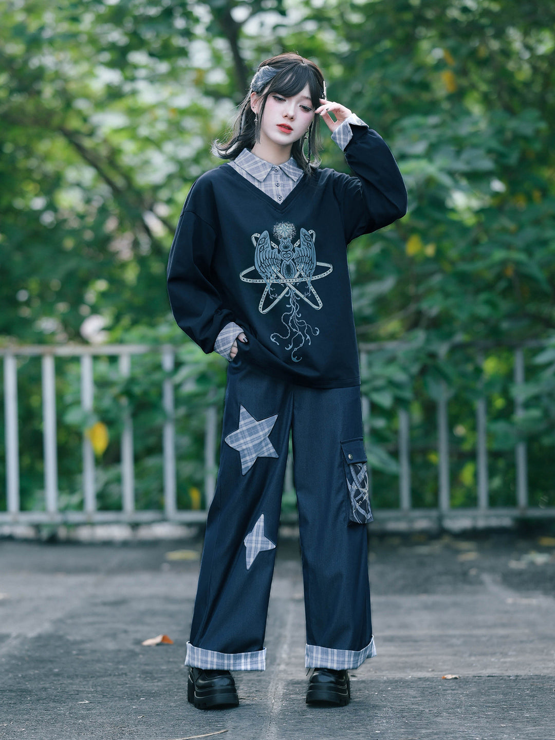 Plaid Star Appliqué Wide-Leg Cargo Pants