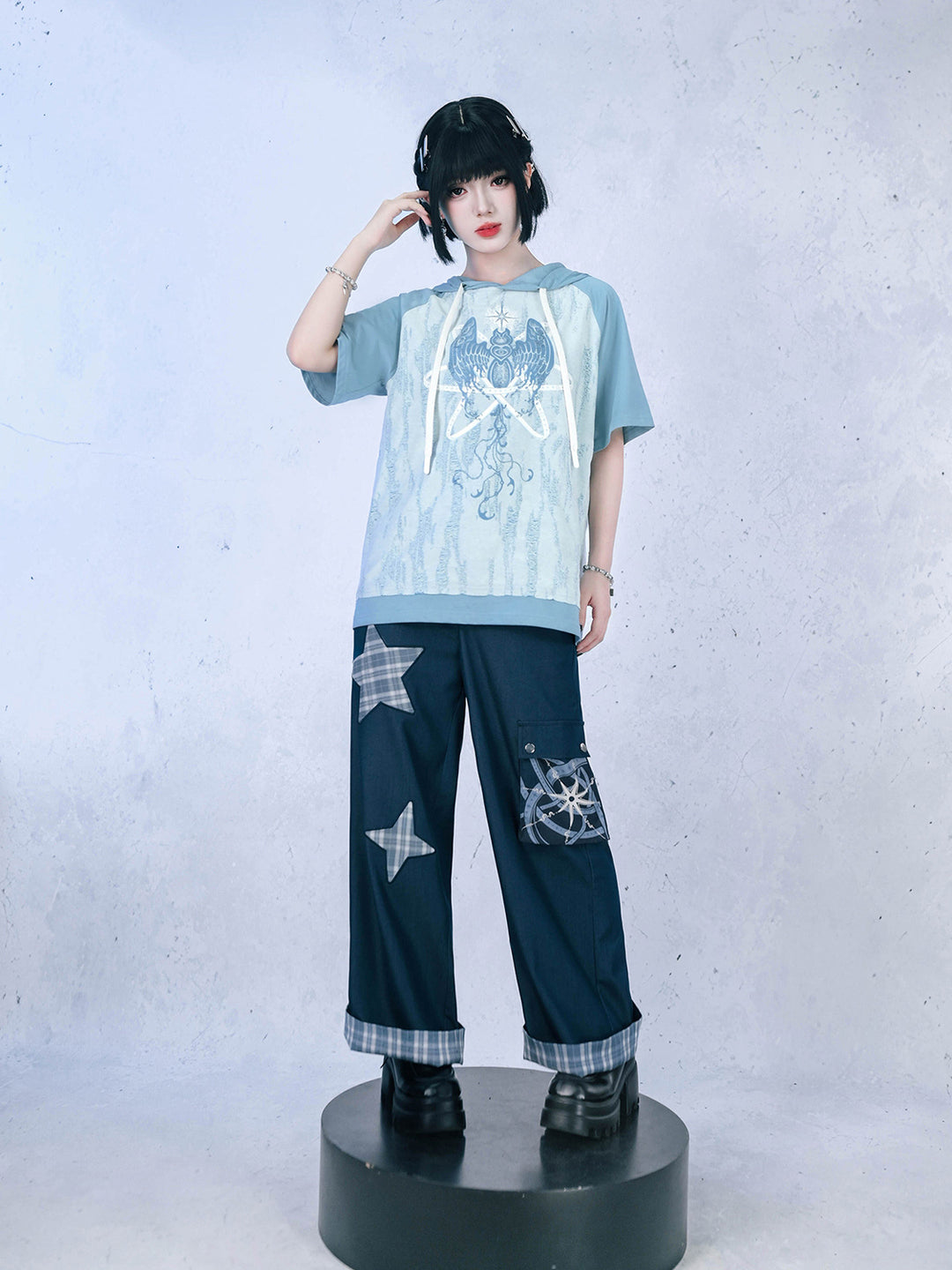 Distressed Graphic Short Sleeve Hoodie
