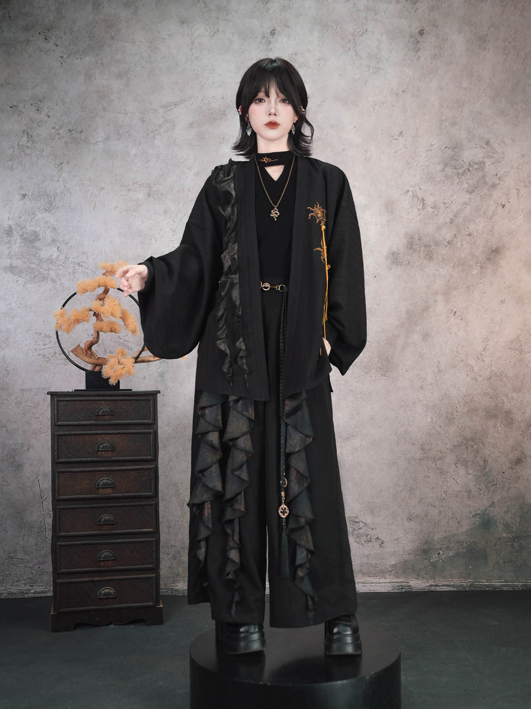 Chinese-Inspired Datura Ruffle Wide-Leg Pants