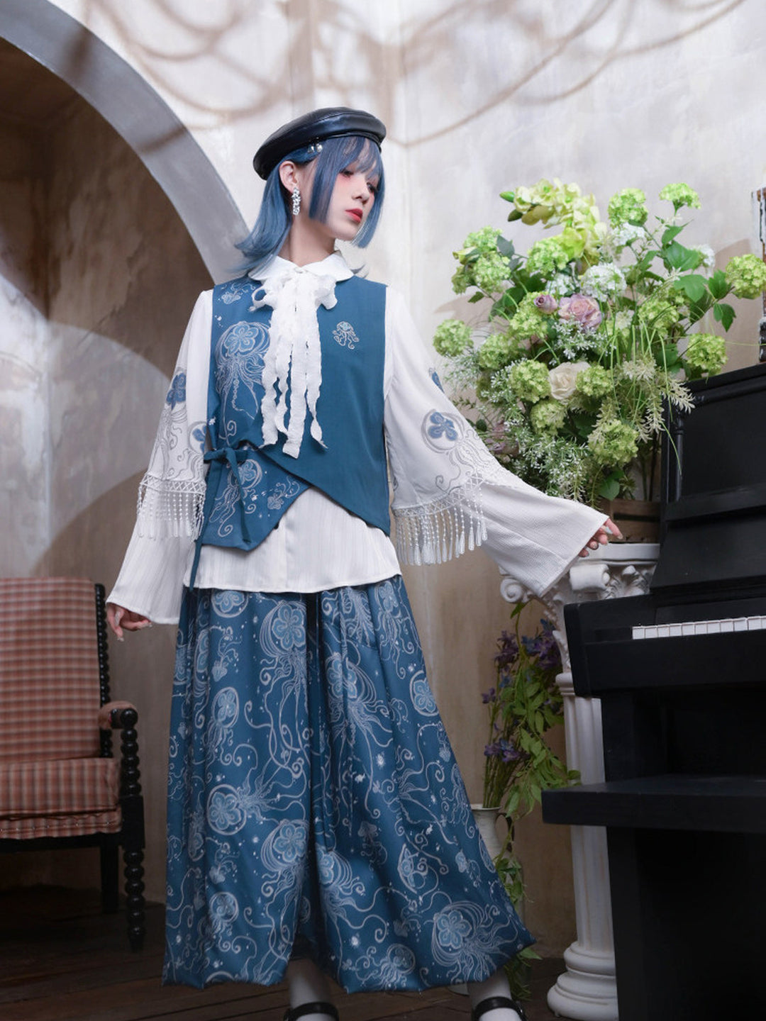Asymmetric Jellyfish Print Tie-Waist Vest