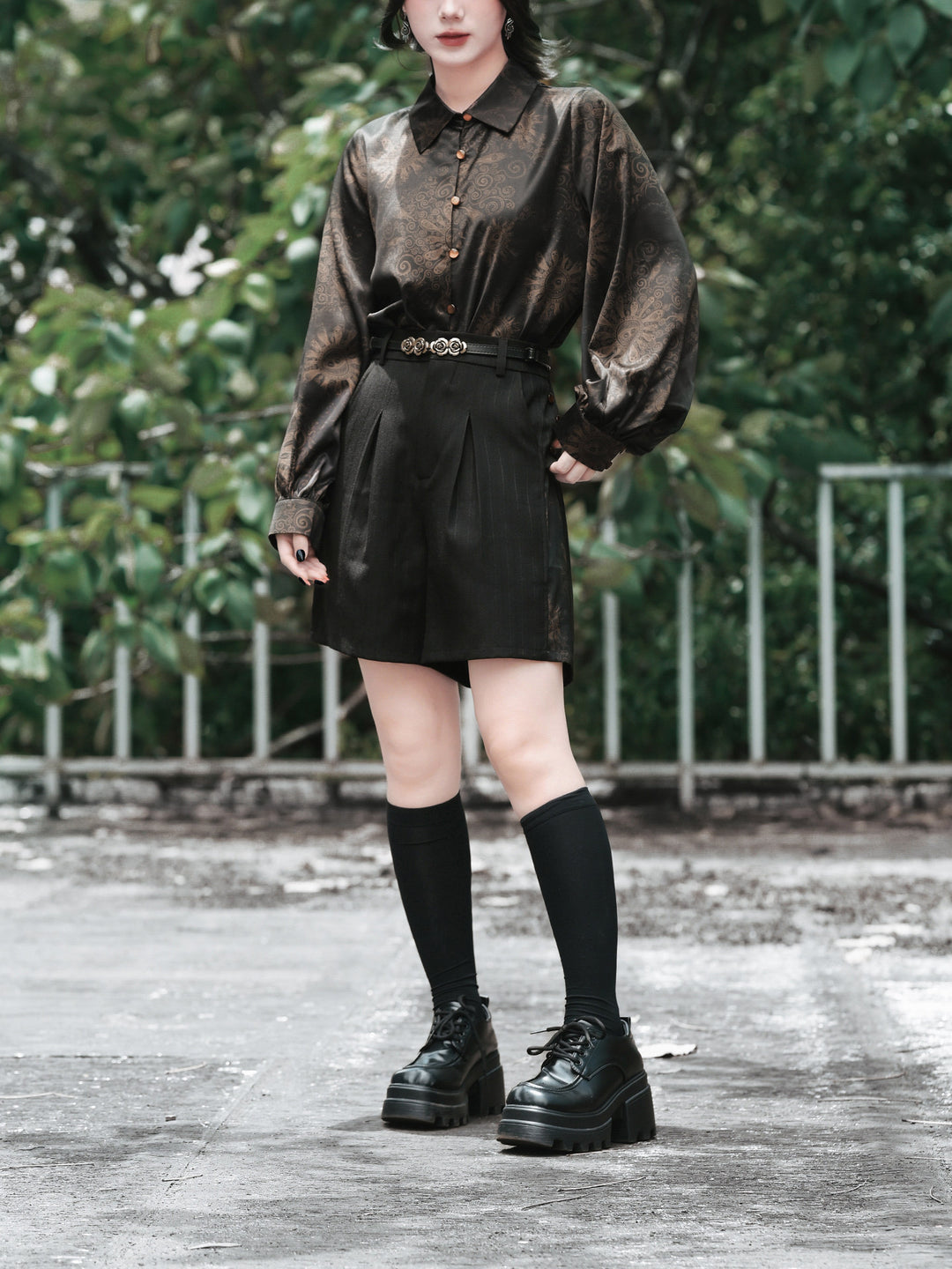 Black Mandala Print Panel Pleated Shorts