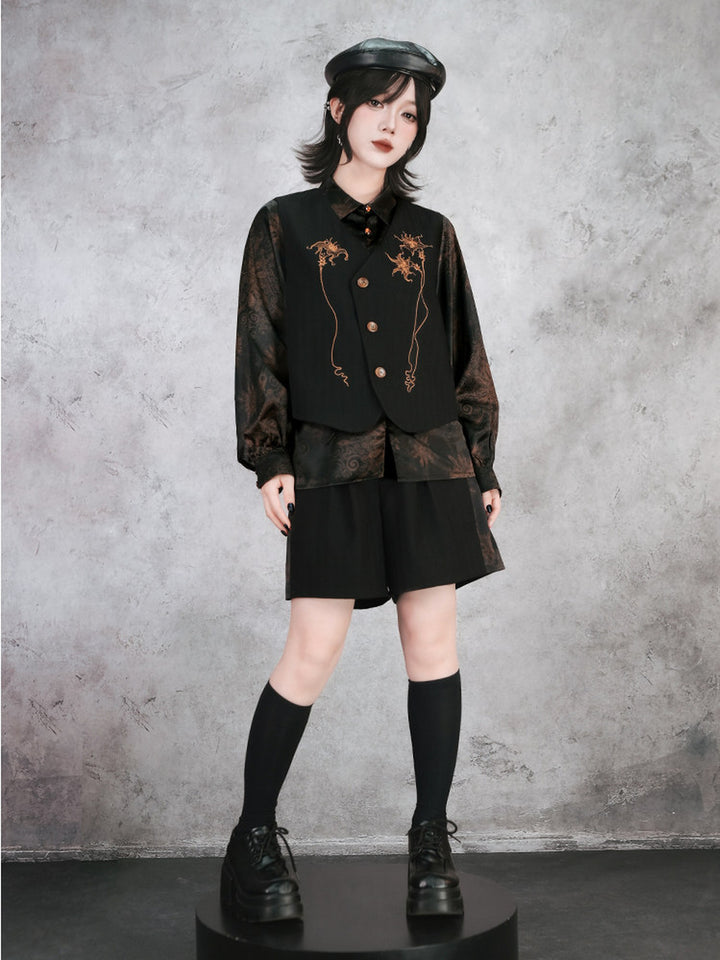 Black Mandala Print Panel Pleated Shorts