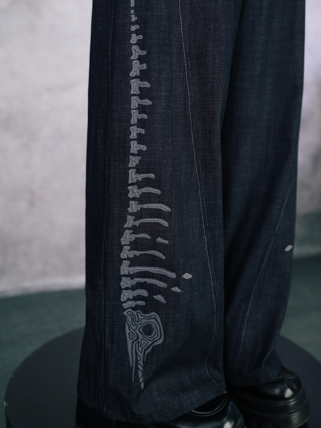 Black Raised Whale Skeleton Graphic Wide-Leg Jeans