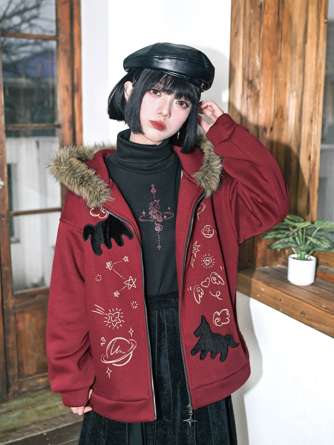 Horse Graphic Turtleneck Long-Sleeve Top