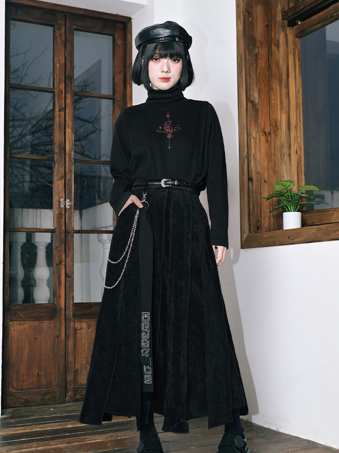 Horse Graphic Turtleneck Long-Sleeve Top