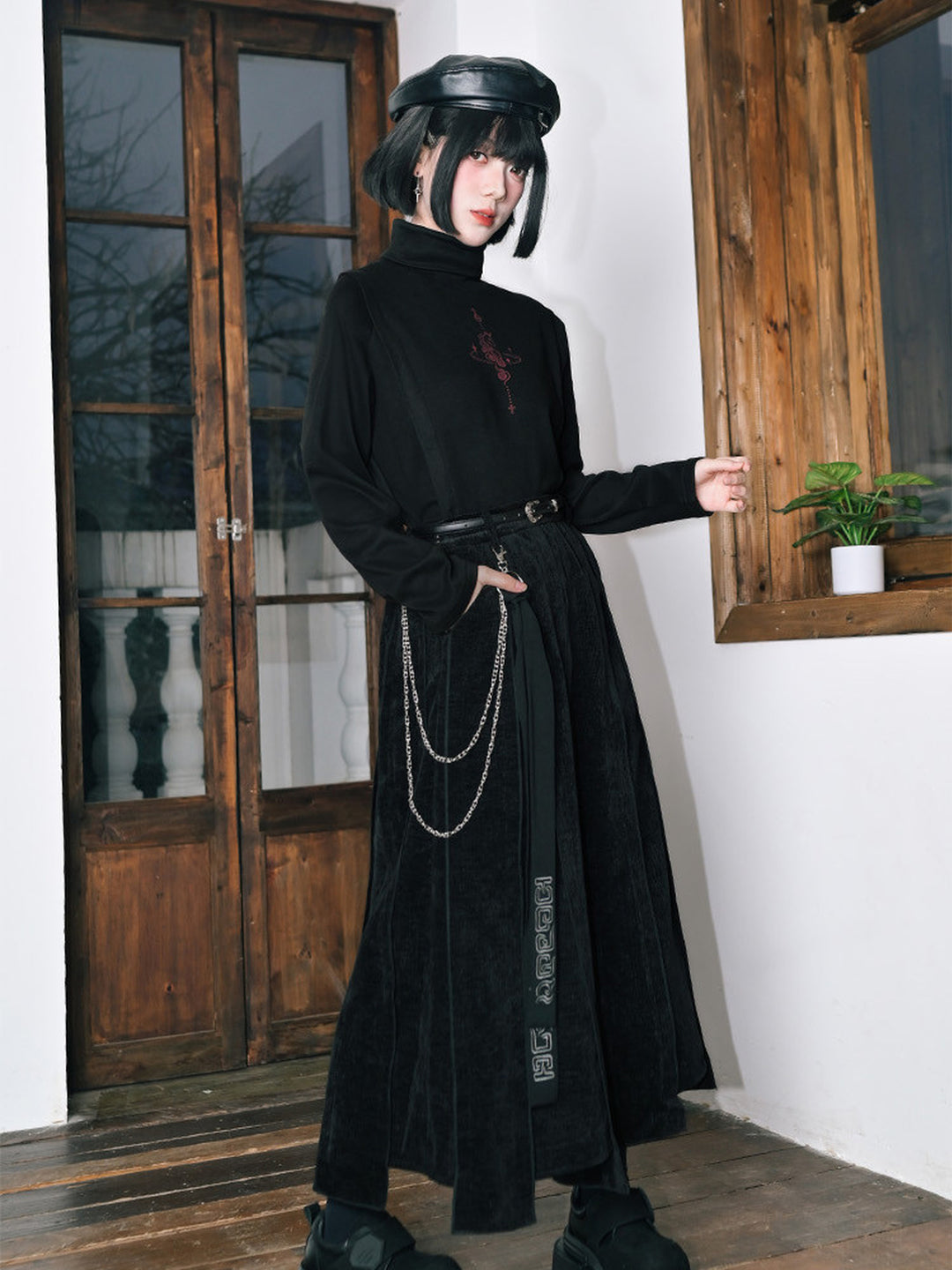 Horse Graphic Turtleneck Long-Sleeve Top