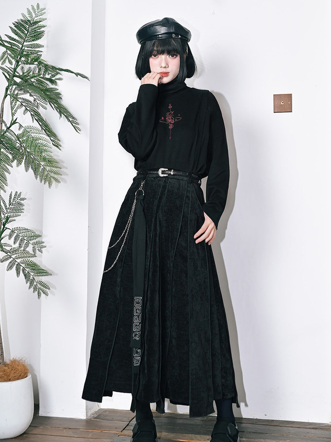 Horse Graphic Turtleneck Long-Sleeve Top