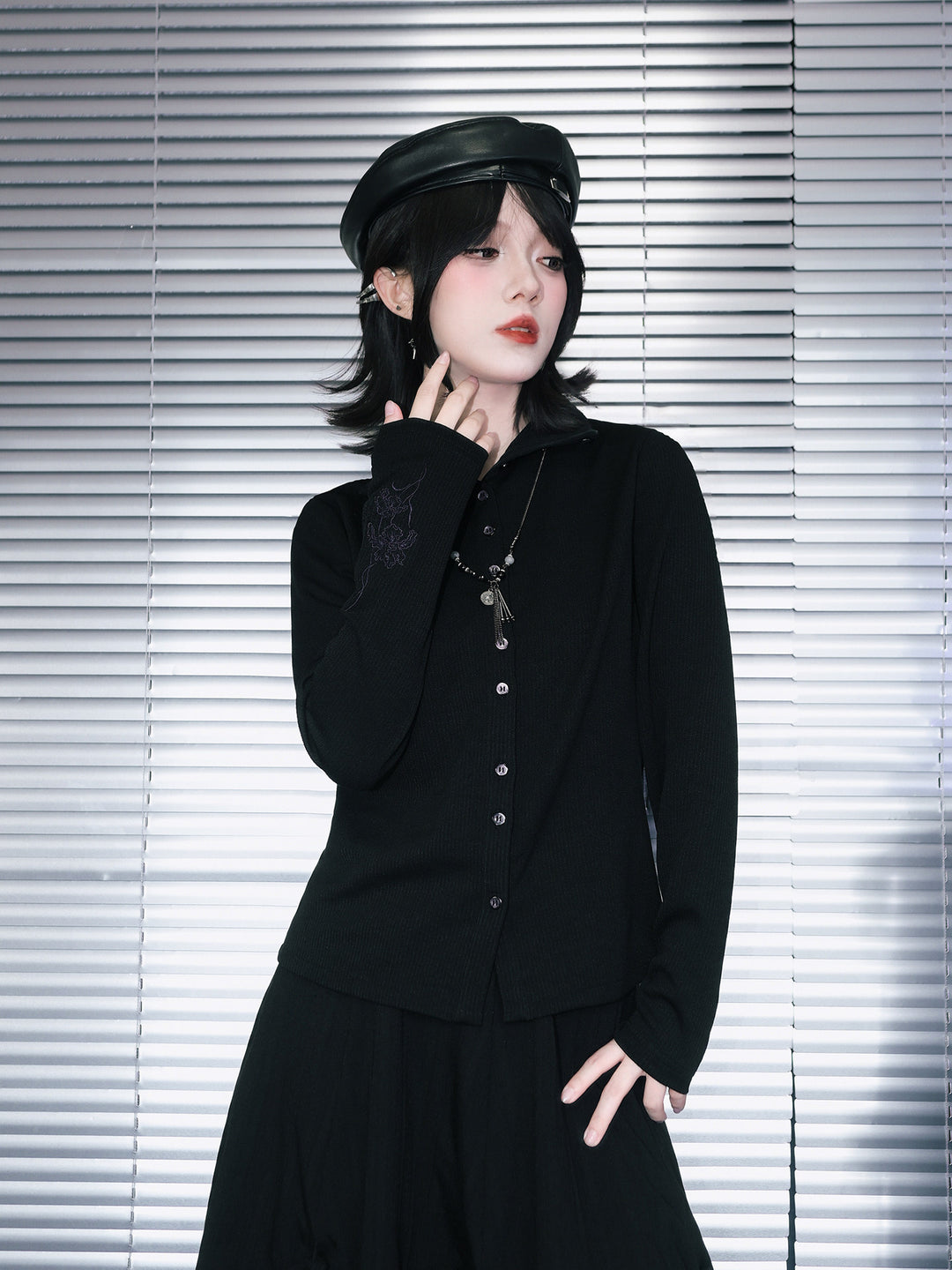 Black Iris Embroidered Convertible-Collar Knit Cardigan