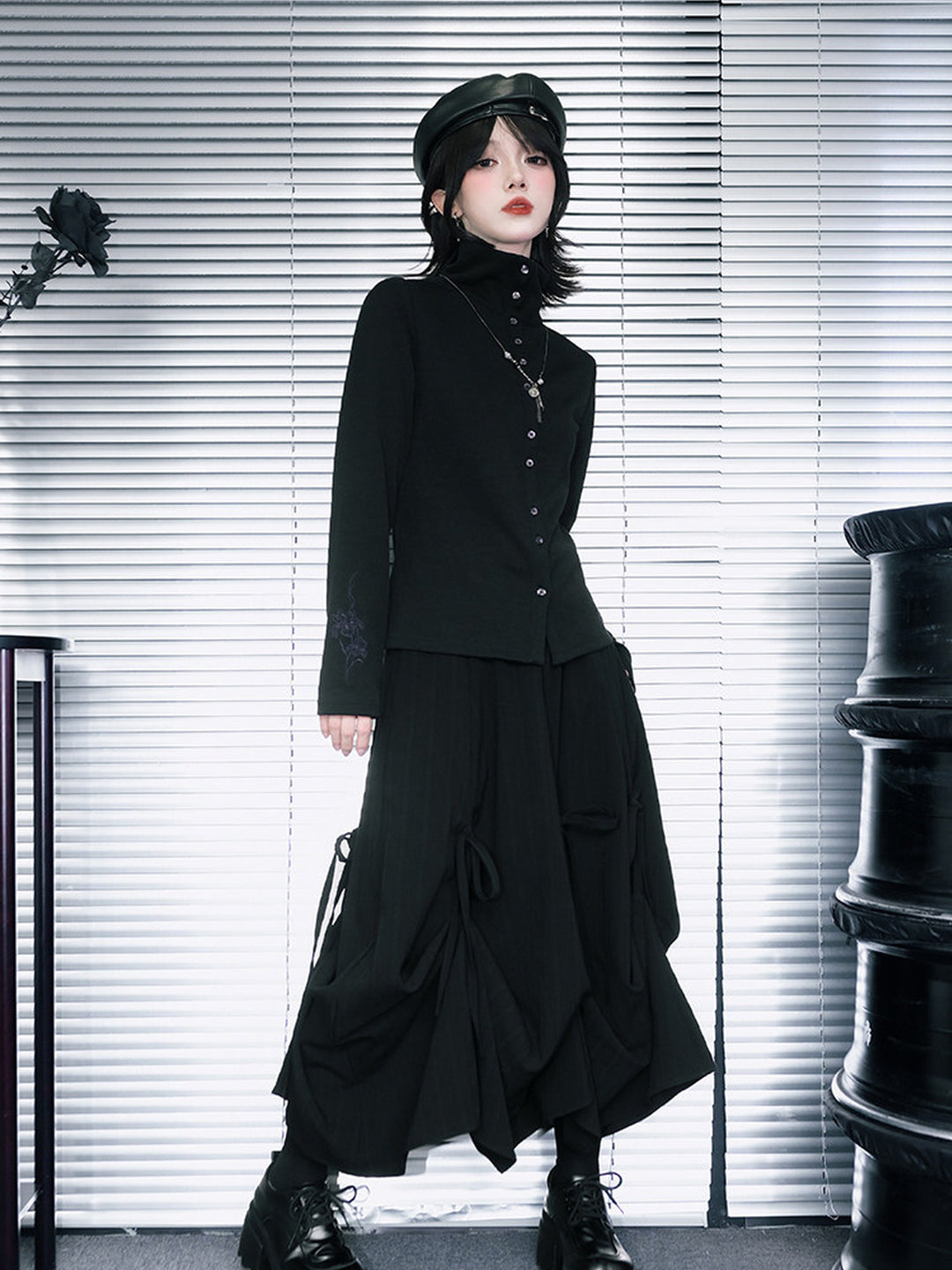 Black Iris Embroidered Convertible-Collar Knit Cardigan