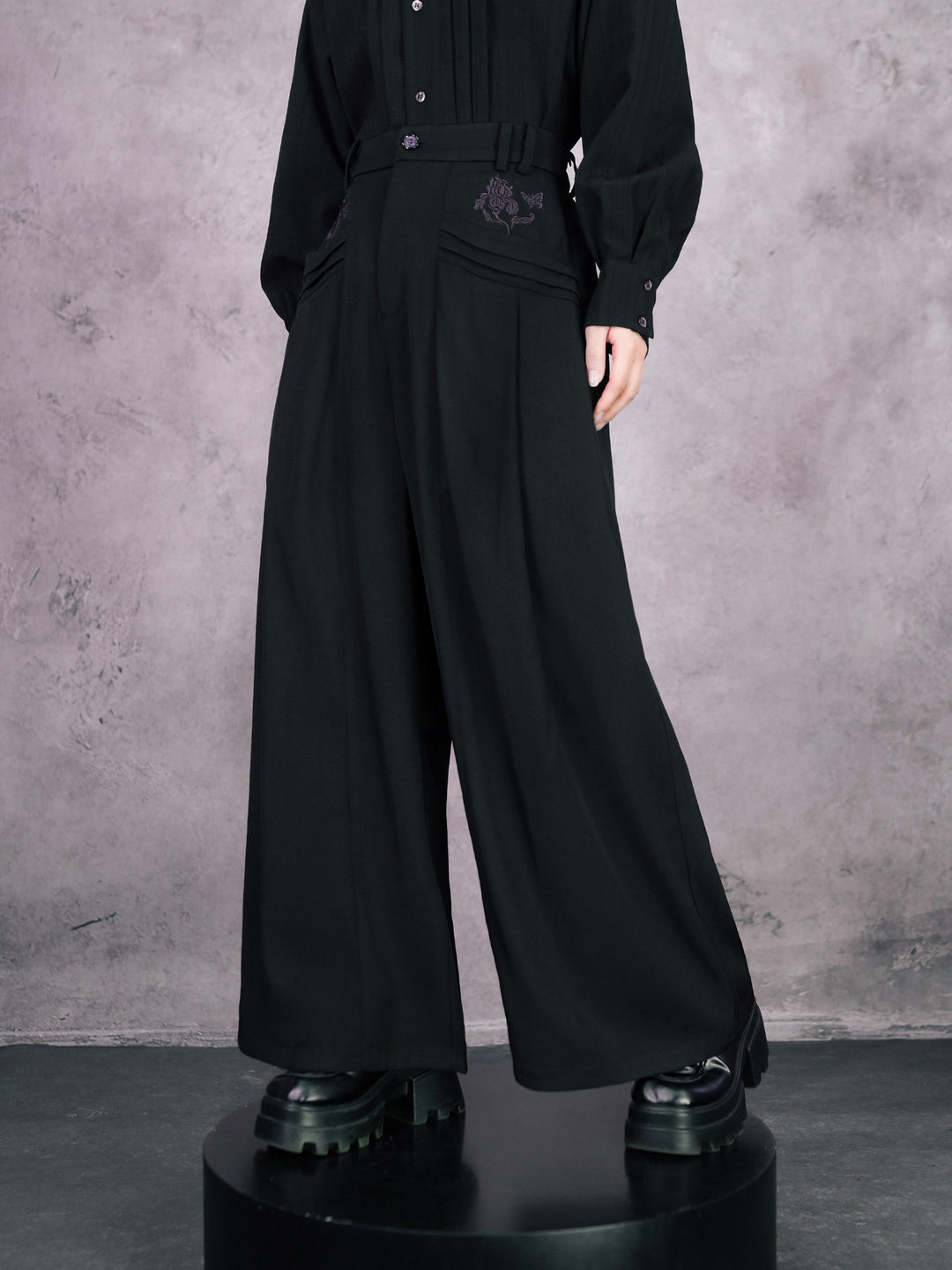 Black Iris Embroidered Paneled Wide-Leg Pants