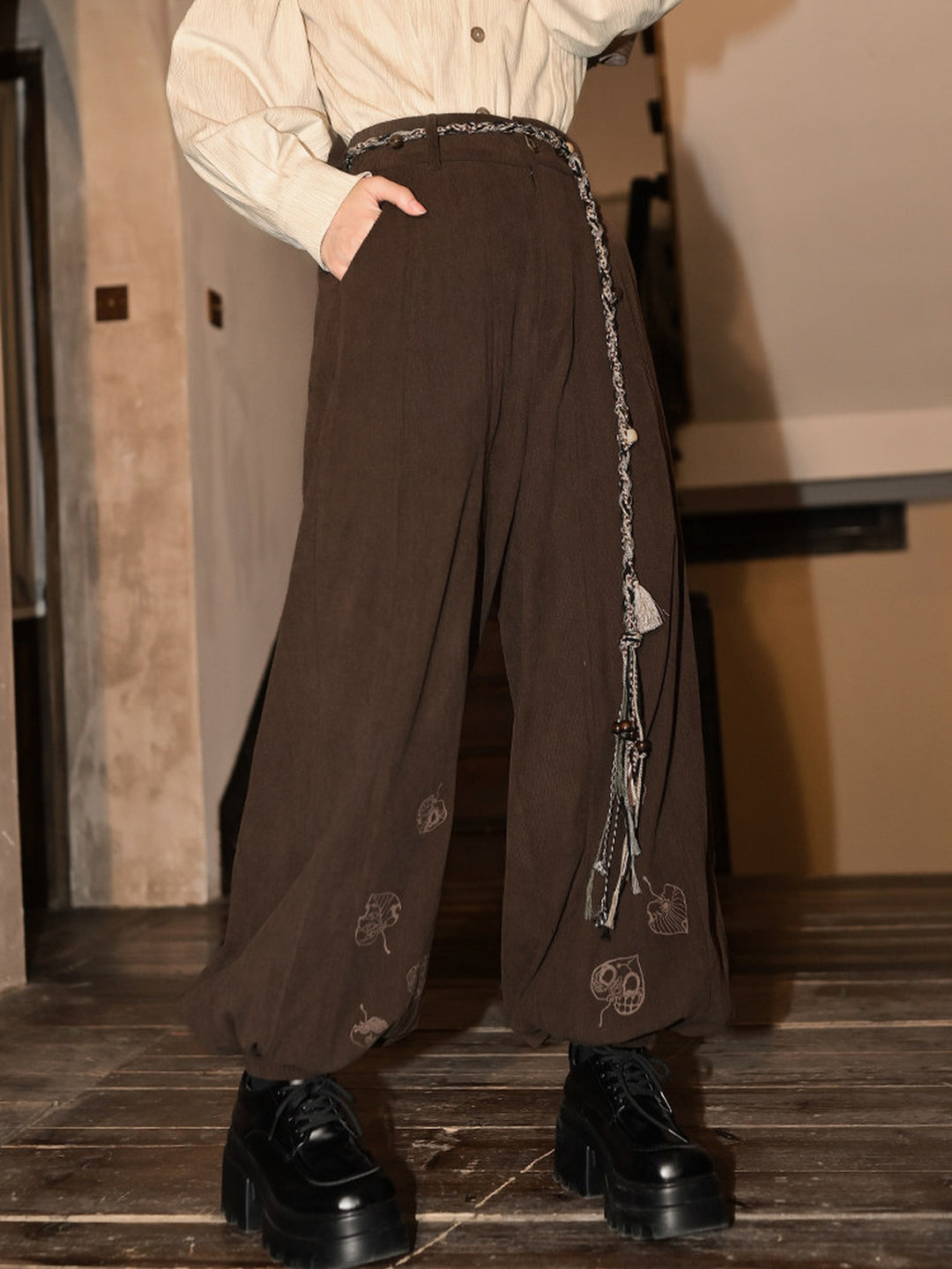 Brown Leaf Print Corduroy Balloon Pants