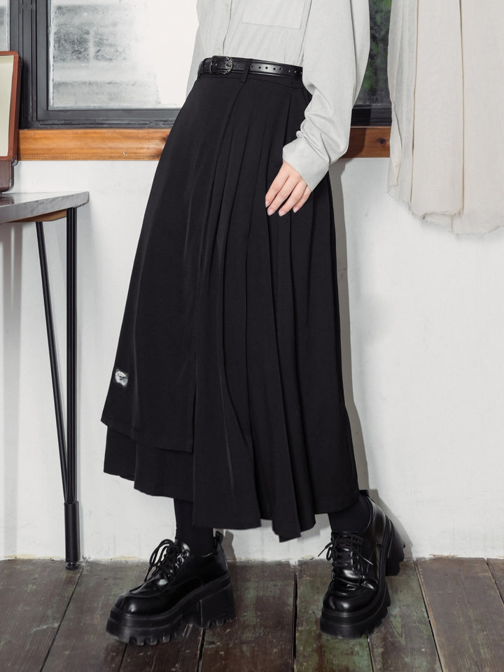 Black Whale Patch Layered Pleated Maxi Skirt