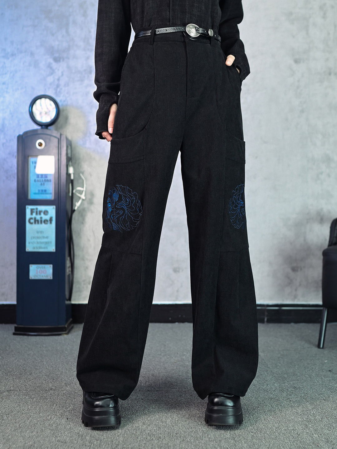 Black Betta Fish Embroidered Pocket Wide-Leg Pants