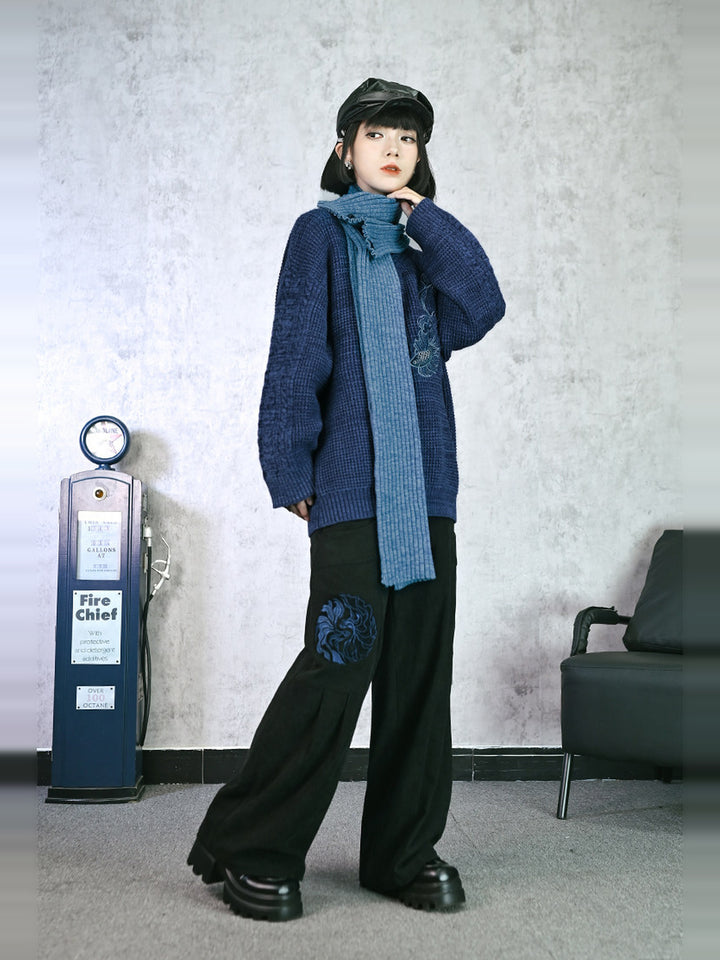 Black Betta Fish Embroidered Pocket Wide-Leg Pants