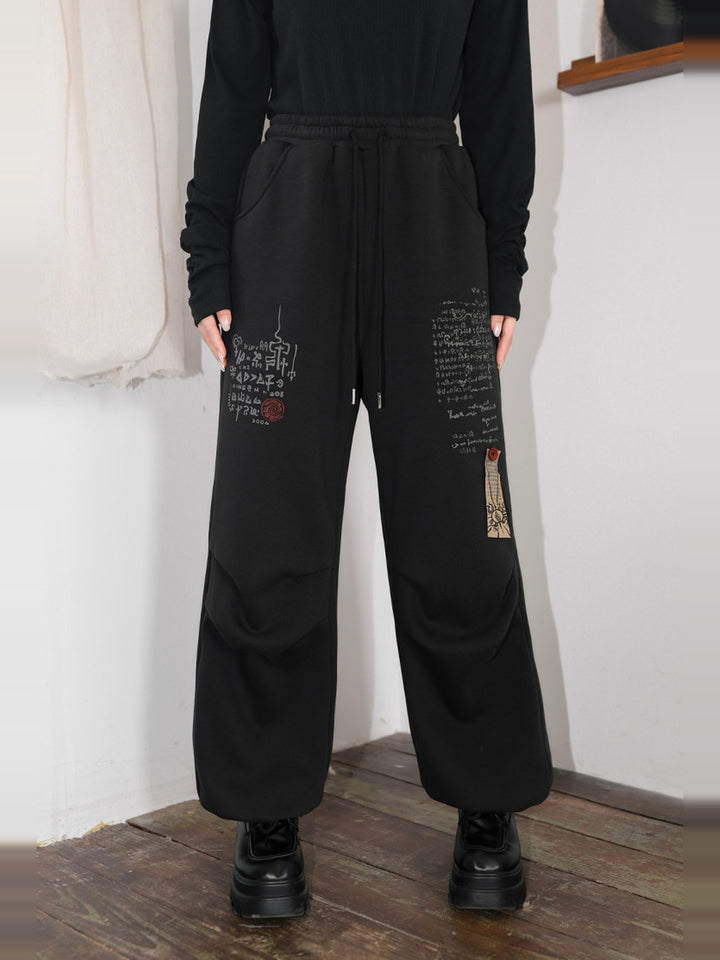 Black Graphic Fleece-Lined Convertible-Hem Wide-Leg Sweatpants