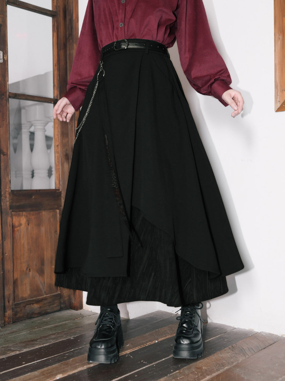 Black Layered Asymmetric Chain-Detail A-Line Maxi Skirt