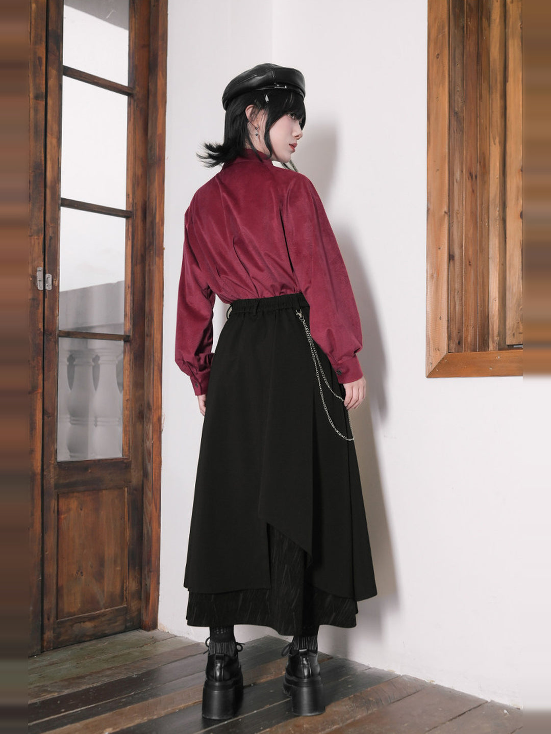 Black Layered Asymmetric Chain-Detail A-Line Maxi Skirt