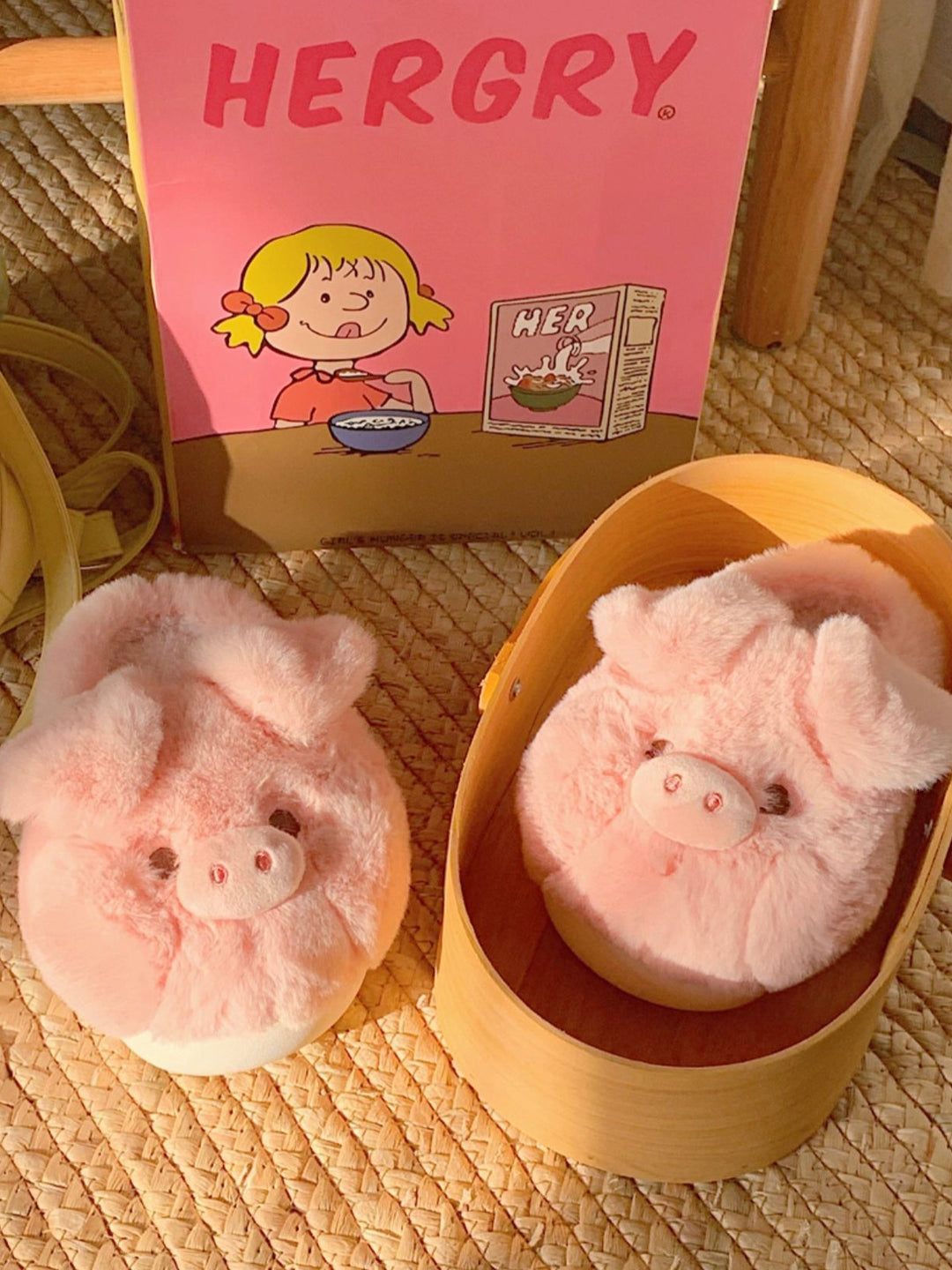 Cute Pink Pig Plush Slippers