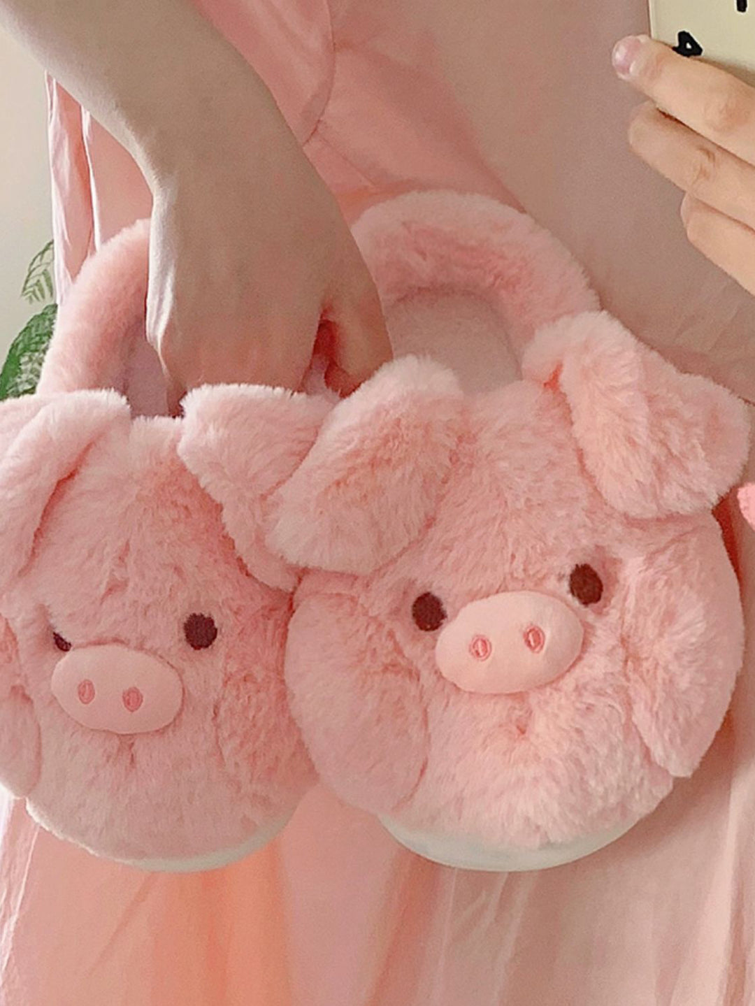 Cute Pink Pig Plush Slippers