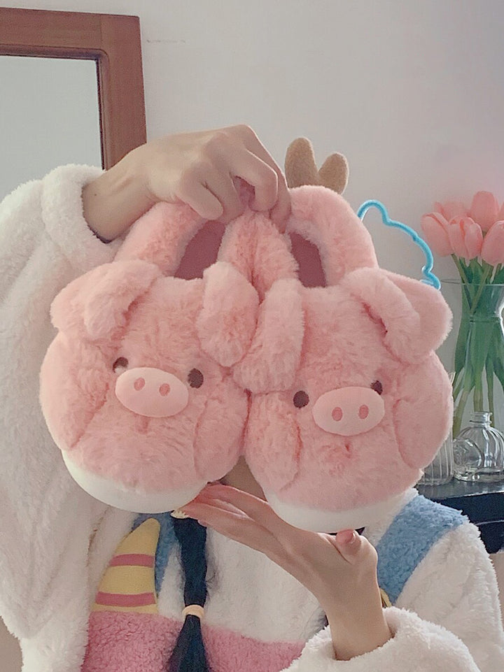Cute Pink Pig Plush Slippers