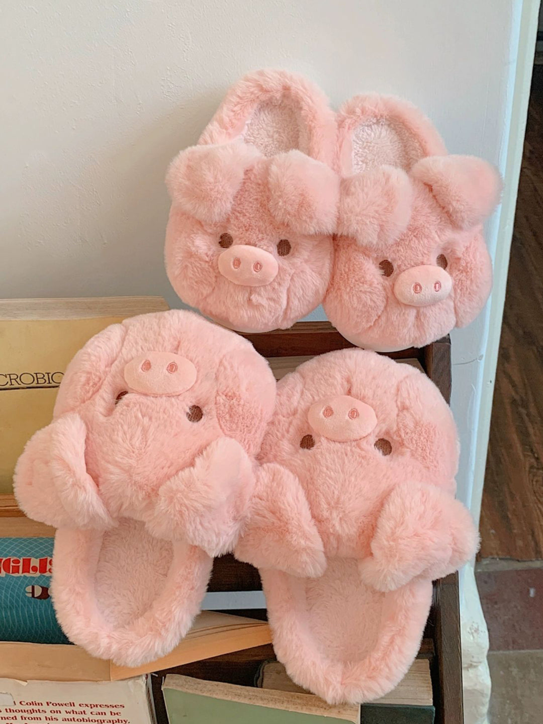 Cute Pink Pig Plush Slippers