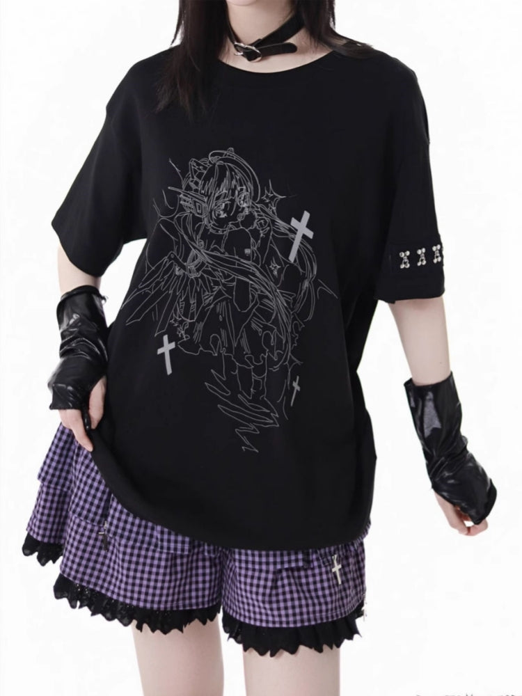 Gothic Oversized Black Tee with Cross Graphic and Edgy Punk Details