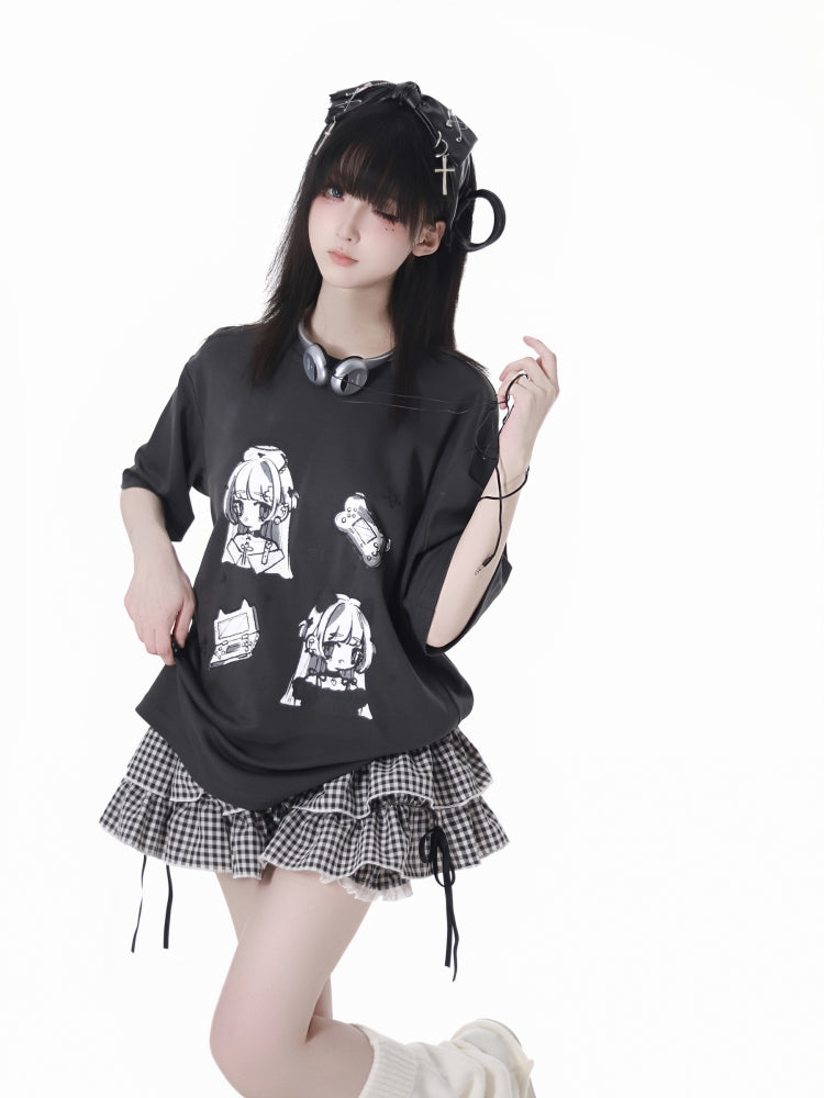 Anime Girl Graphic T-shirt / Ruffle Skirt