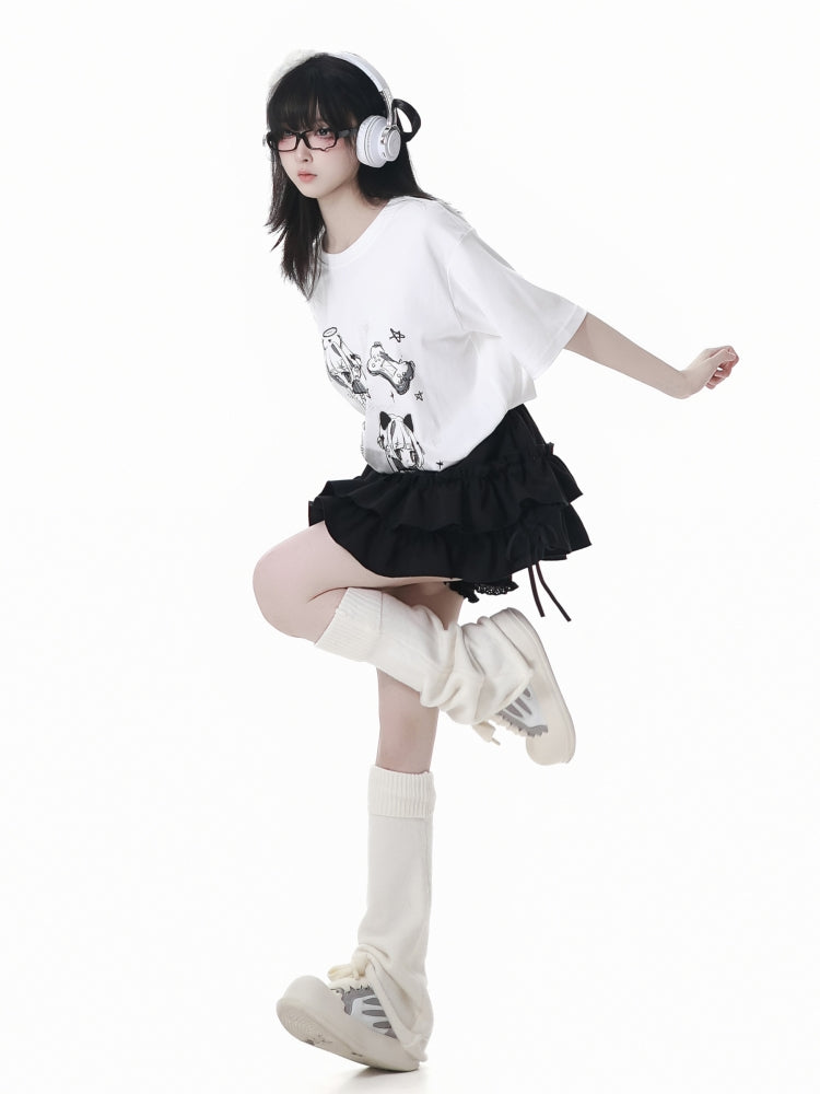 Anime Girl Graphic T-shirt / Ruffle Skirt