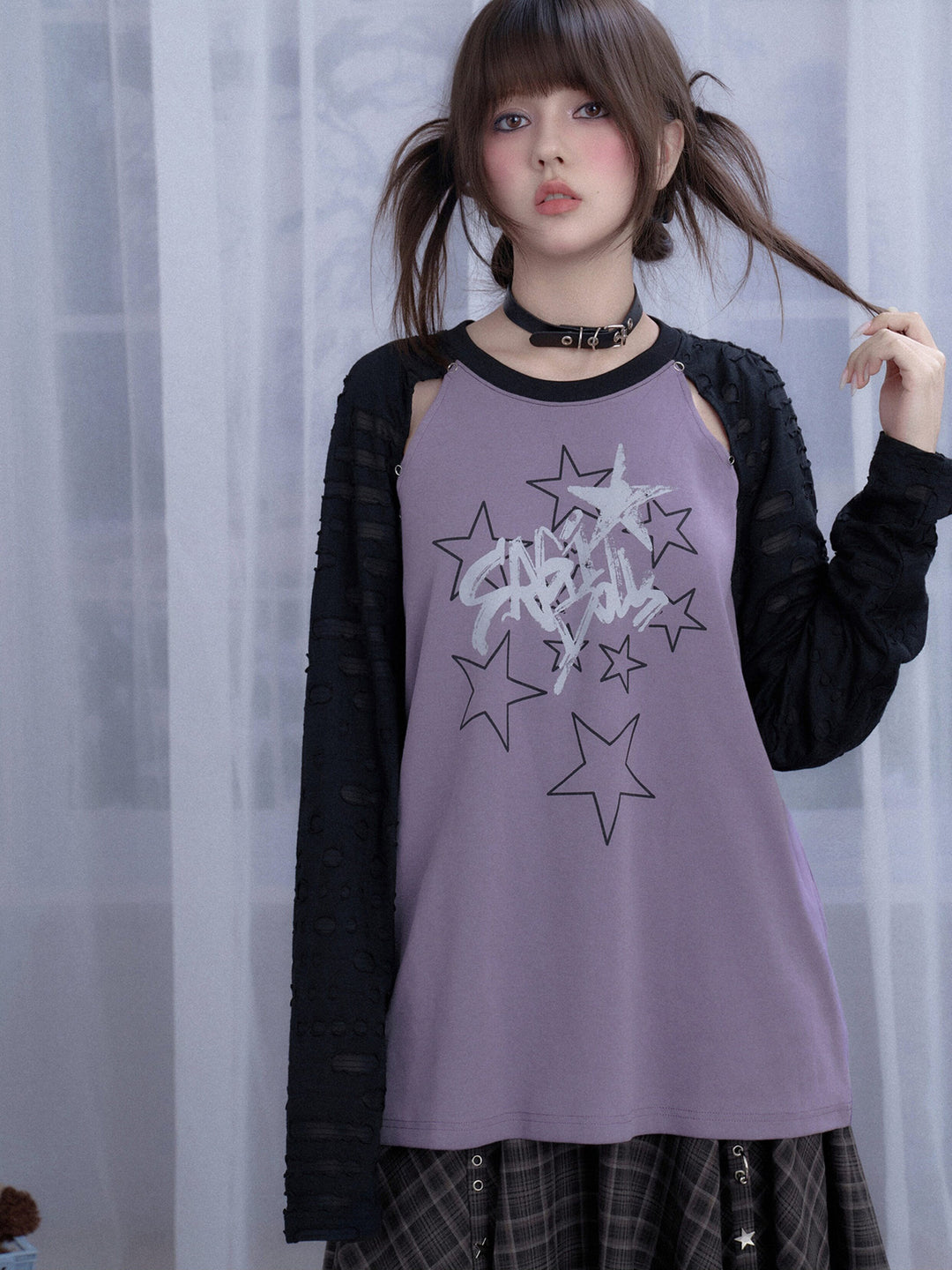Distressed Star Graphic Raglan Sleeve Top