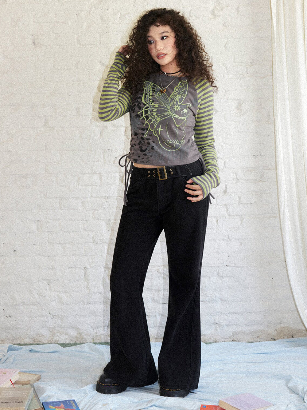 Winged Cat Graphic Striped Raglan Ruched Long Sleeve Top