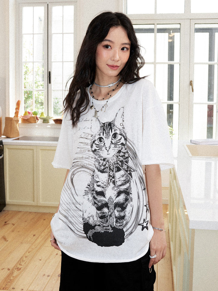 Vintage Cat Graphic T-Shirt