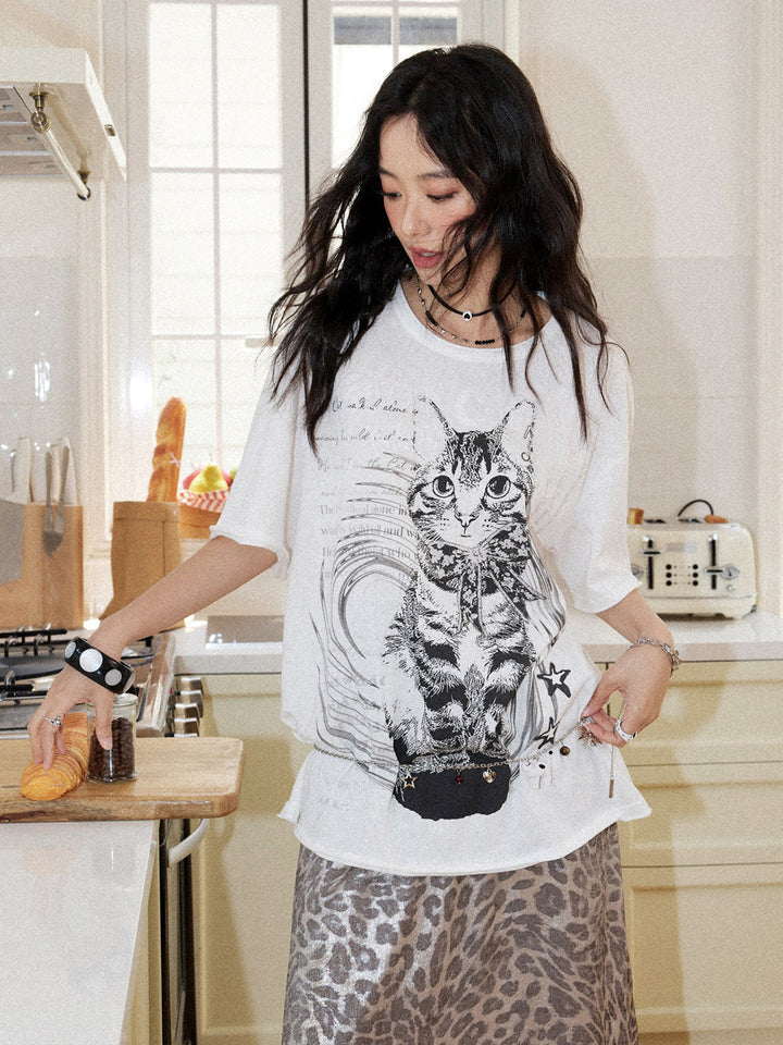 Vintage Cat Graphic T-Shirt