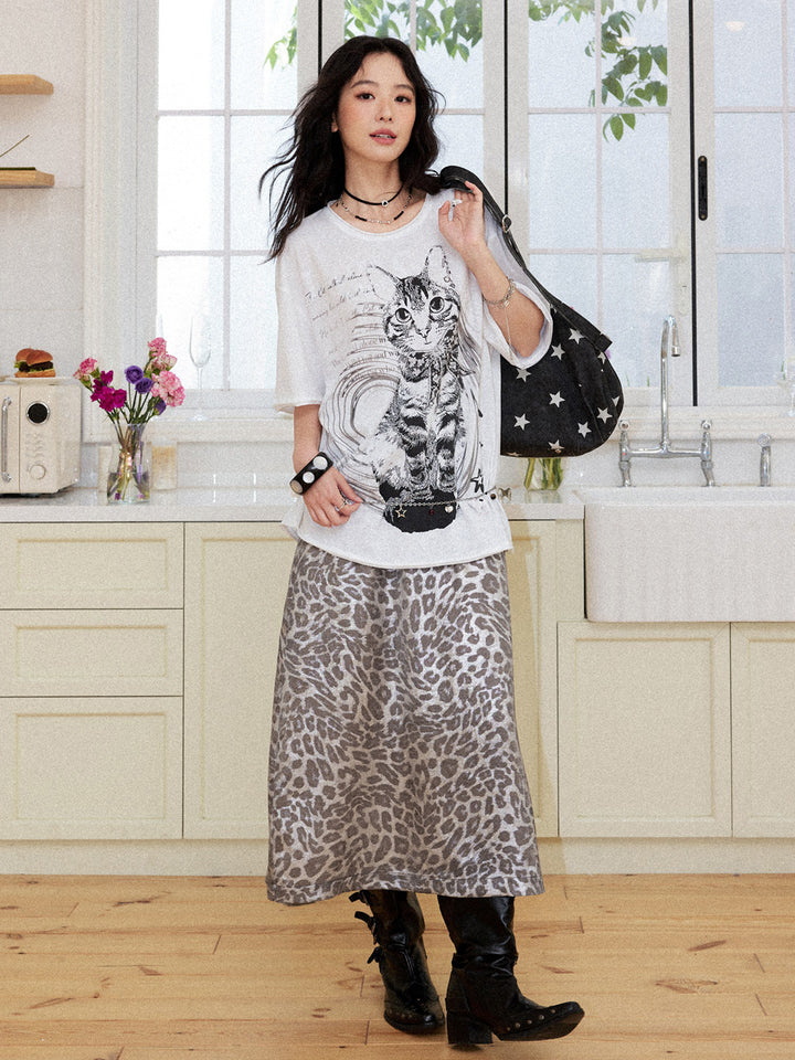 Vintage Cat Graphic T-Shirt