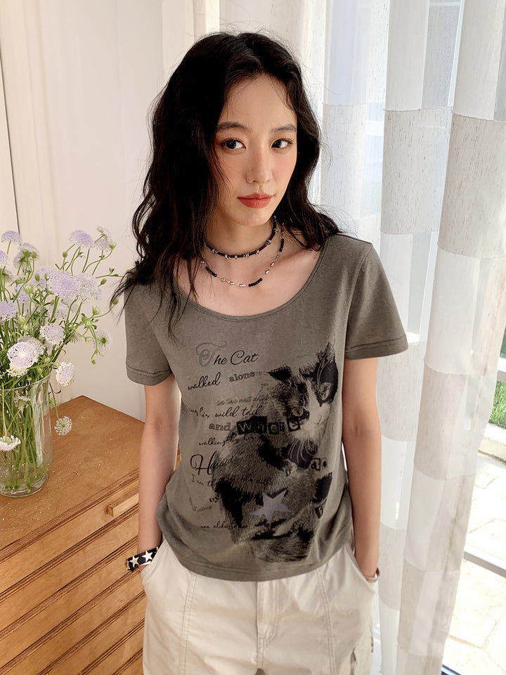 Vintage Cat Graphic Scoop Neck T-Shirt