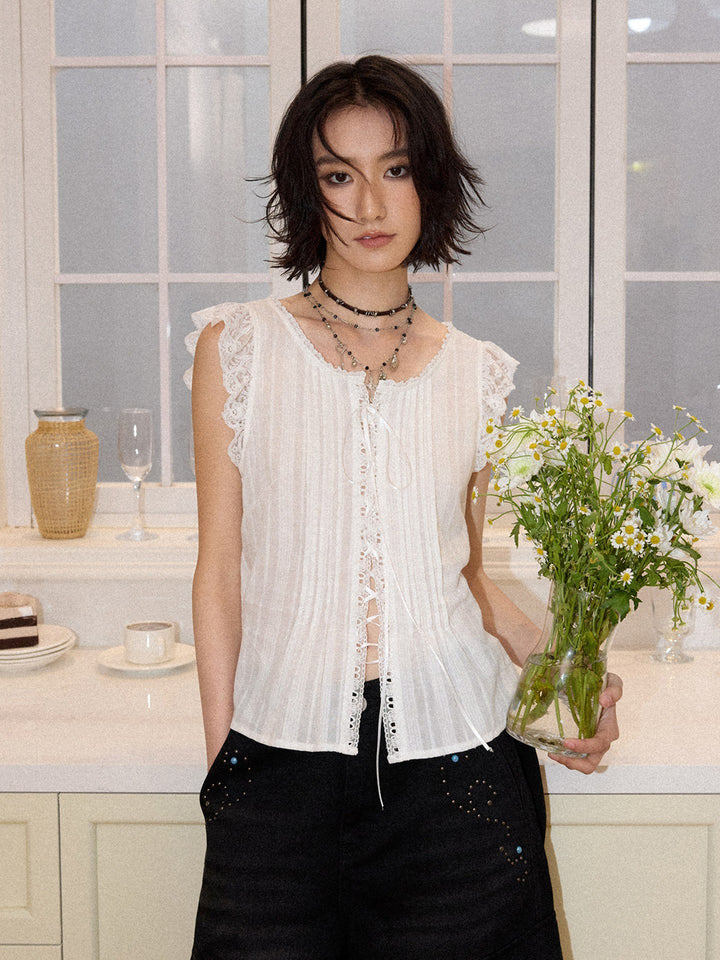 Lace Ruffle Sleeveless Blouse