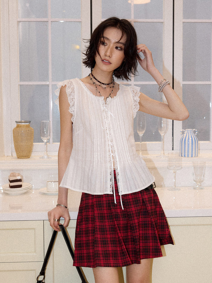Lace Ruffle Sleeveless Blouse