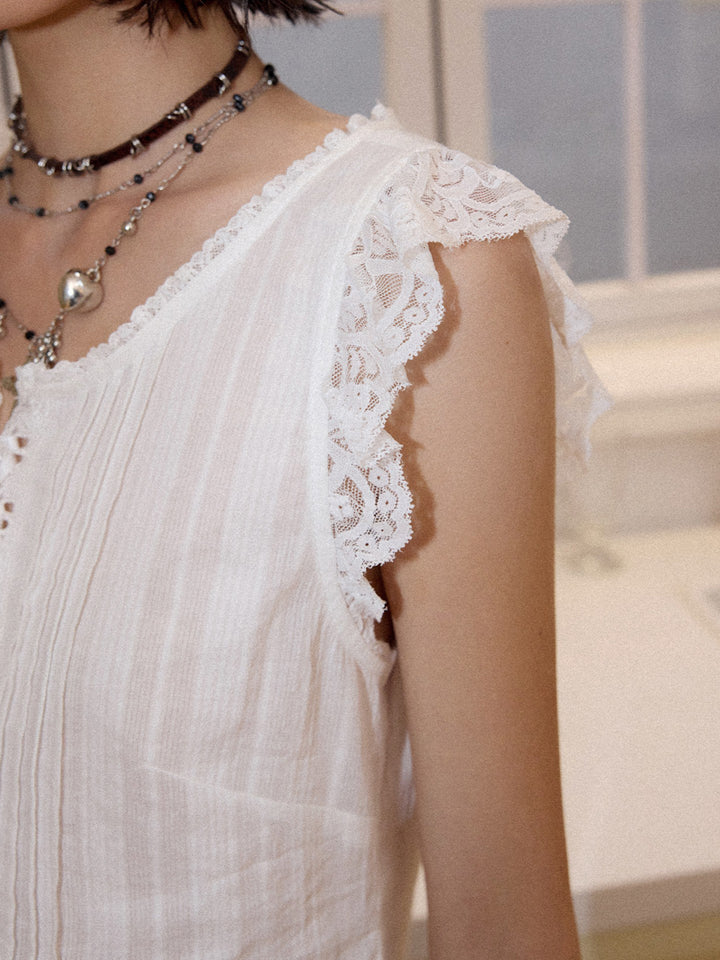 Lace Ruffle Sleeveless Blouse