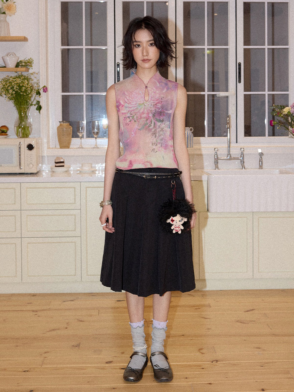 Floral Print Keyhole Sleeveless Top