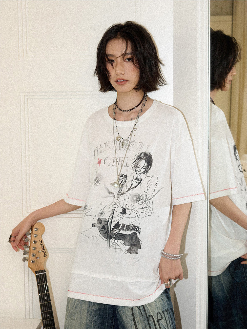 Rock Singer Rose Graphic Oversized T-Shirt