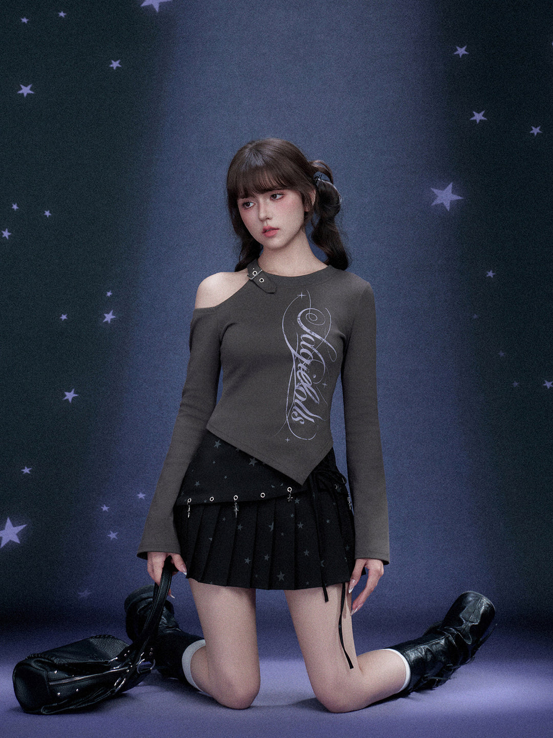 Buckle Cutout Graphic Long Sleeve Top
