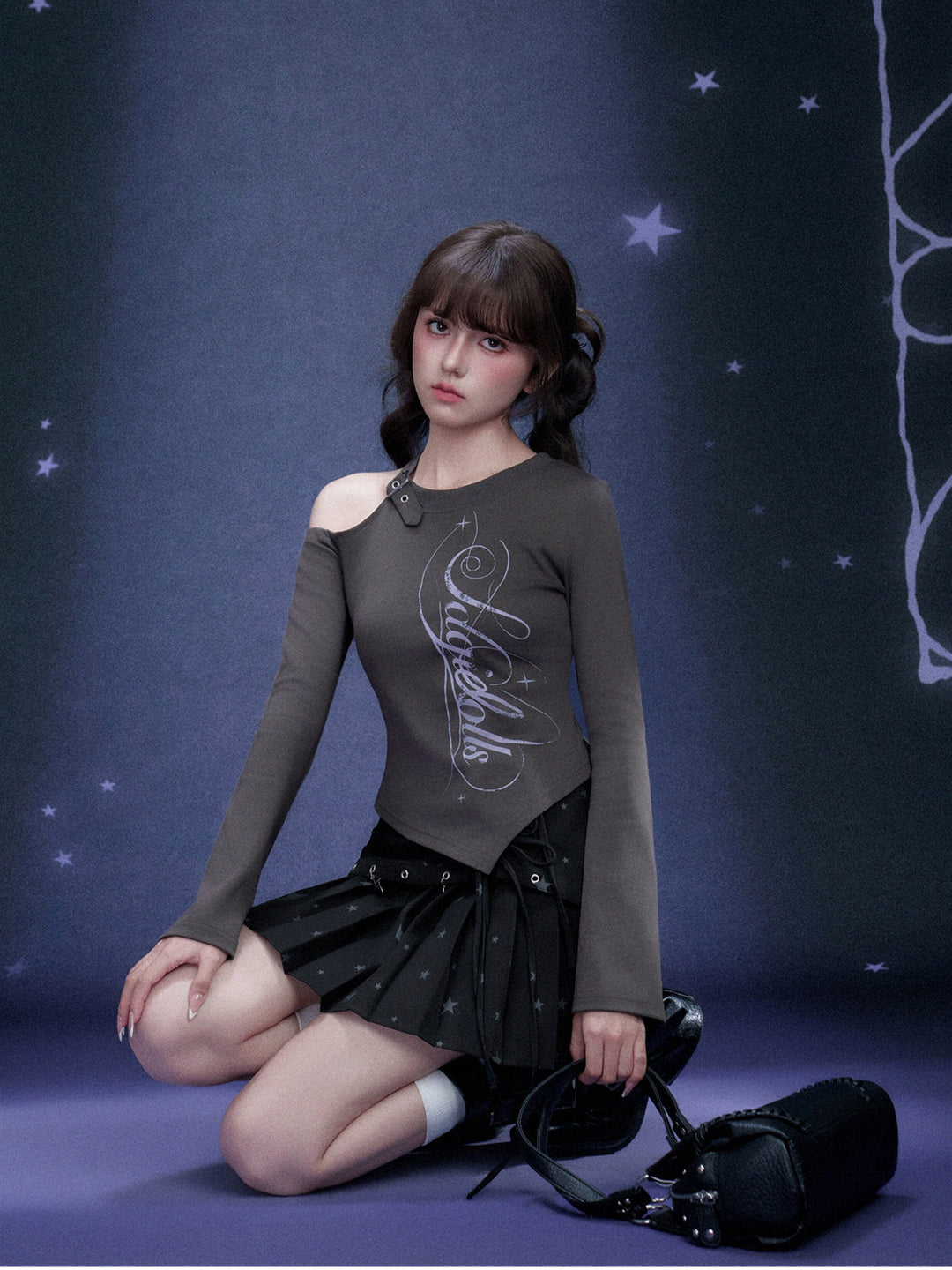 Buckle Cutout Graphic Long Sleeve Top