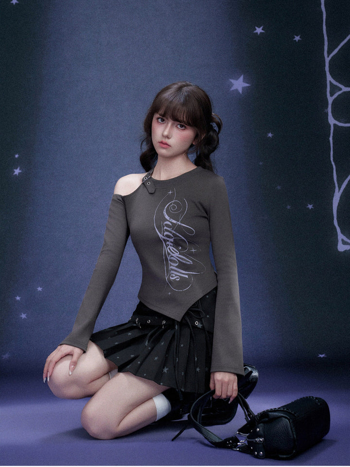 Buckle Cutout Graphic Long Sleeve Top